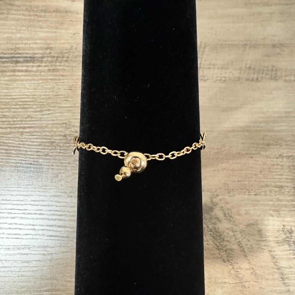 Handmade Chain Bracelet with Vintage Four Leaf Clover Charm - Picture 9 of 9